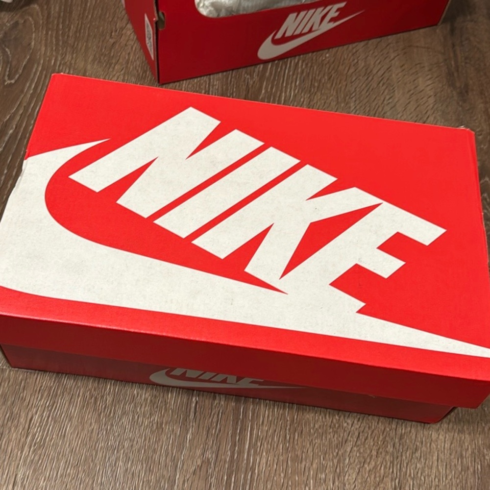 Nike dunk low 8.5 M - Picture 3 of 8